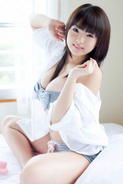 晒证女